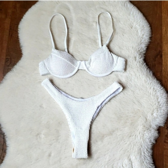 New Scrunchy Underwire Top Brazilian Bottom Bikini Set Swimsuit Size M - Picture 5 of 7